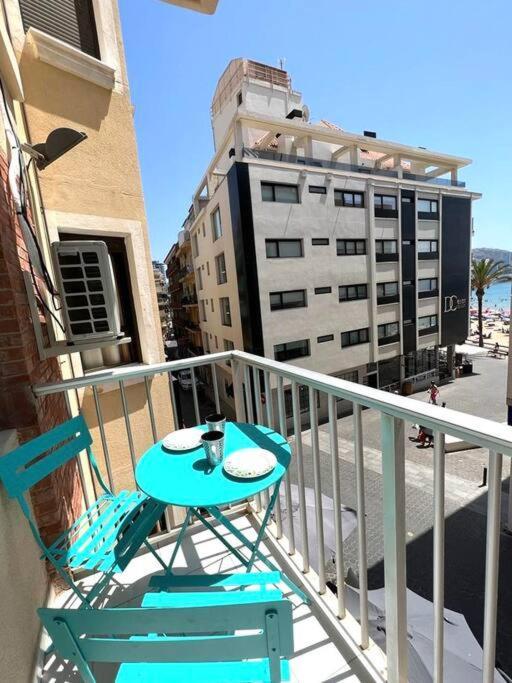 Appartamento Apartamento céntrico y en primera línea de playa Benidorm Esterno foto
