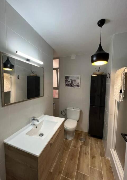 Appartamento Apartamento céntrico y en primera línea de playa Benidorm Esterno foto
