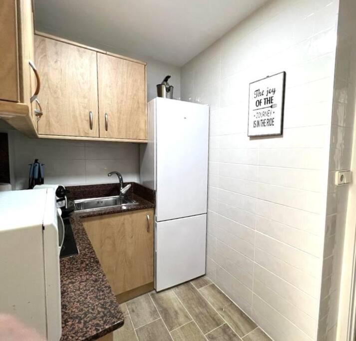 Appartamento Apartamento céntrico y en primera línea de playa Benidorm Esterno foto
