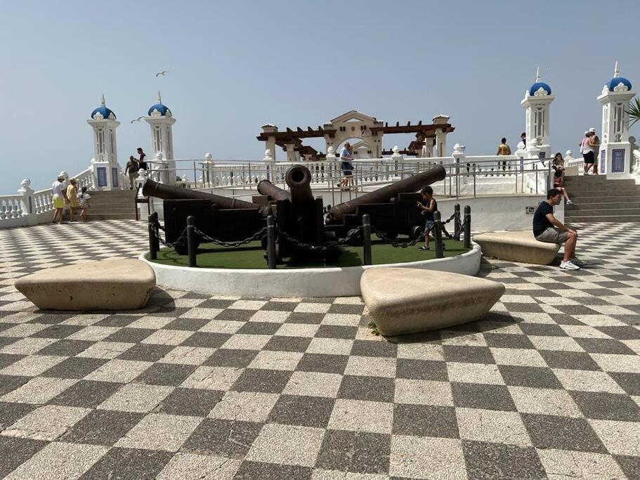 Appartamento Apartamento céntrico y en primera línea de playa Benidorm Esterno foto